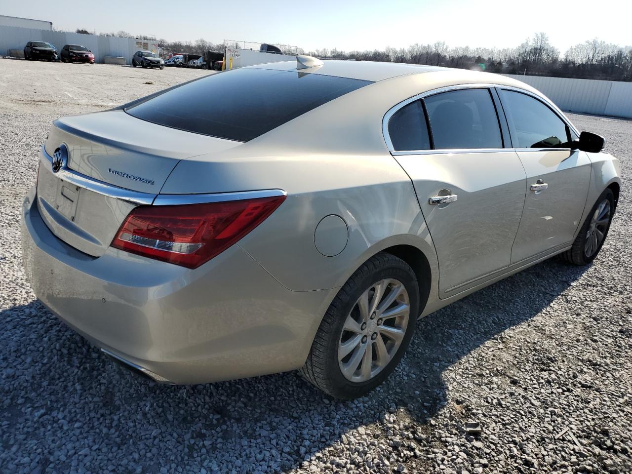 Photo 2 VIN: 1G4GB5G36FF304909 - BUICK LACROSSE 