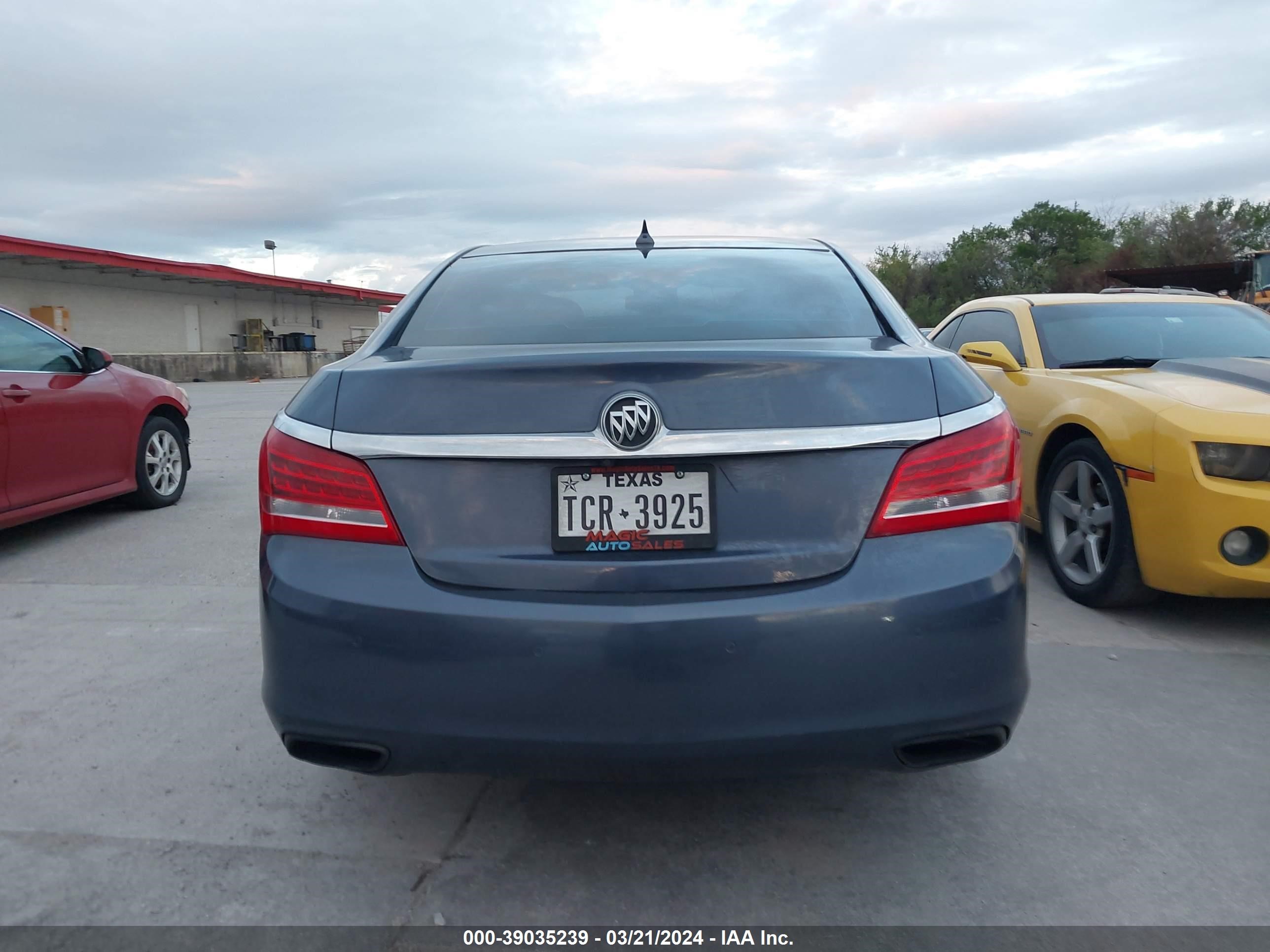 Photo 2 VIN: 1G4GB5G37EF109870 - BUICK LACROSSE 