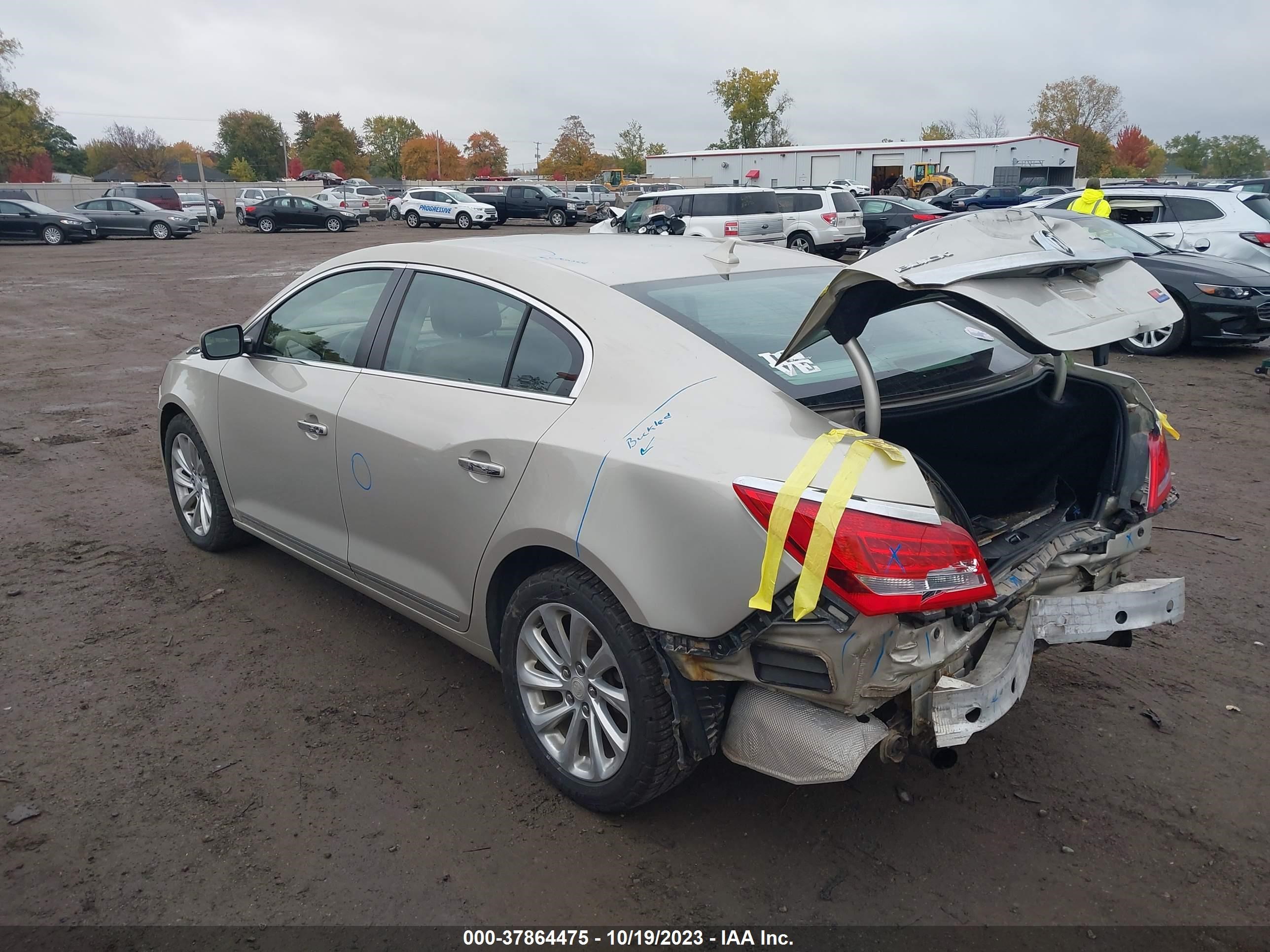 Photo 2 VIN: 1G4GB5G37EF180793 - BUICK LACROSSE 