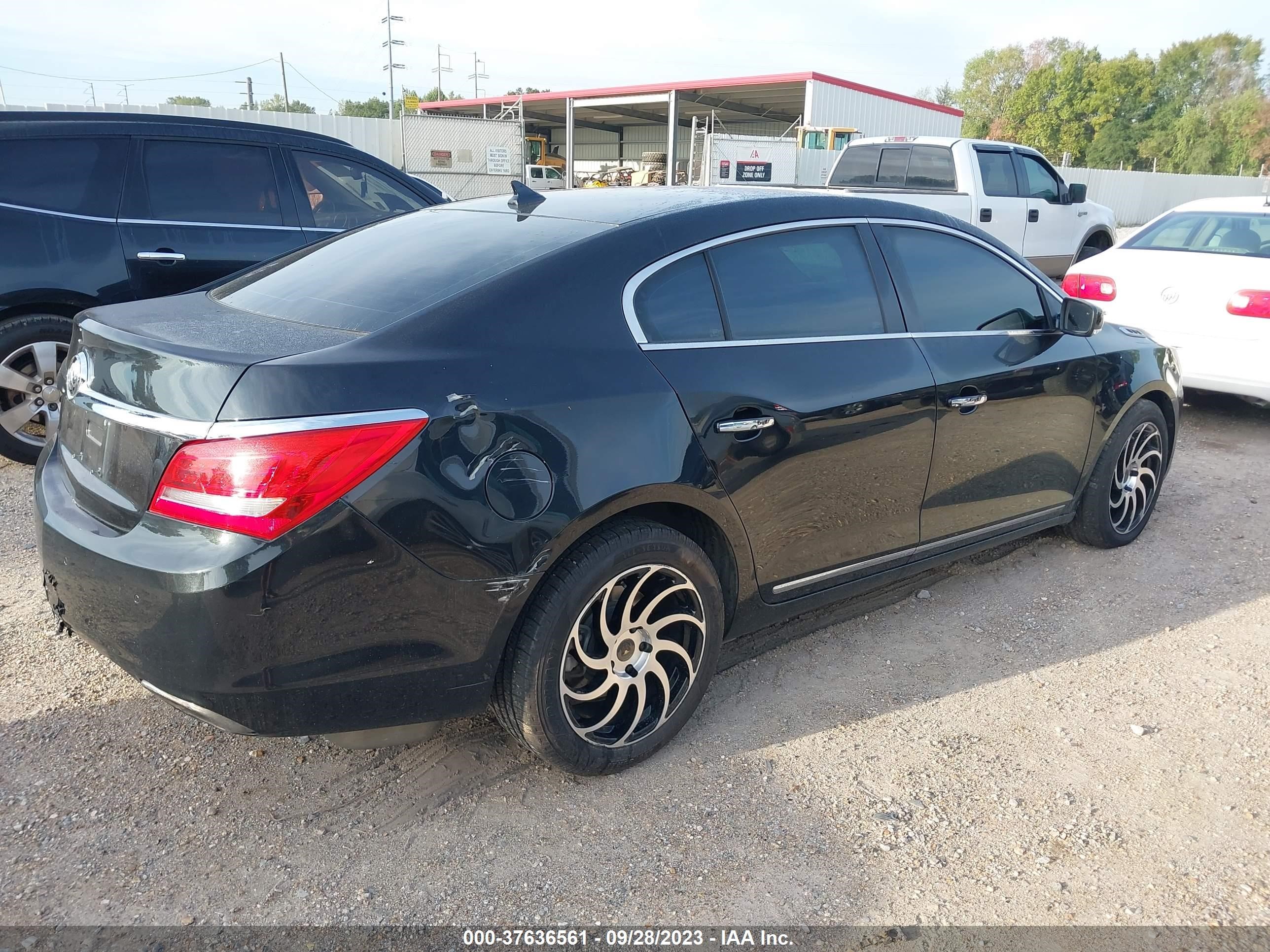 Photo 3 VIN: 1G4GB5G37EF182401 - BUICK LACROSSE 