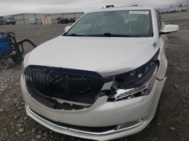 Photo 8 VIN: 1G4GB5G37FF180570 - BUICK LACROSSE 