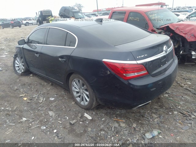 Photo 2 VIN: 1G4GB5G37GF181106 - BUICK LACROSSE 