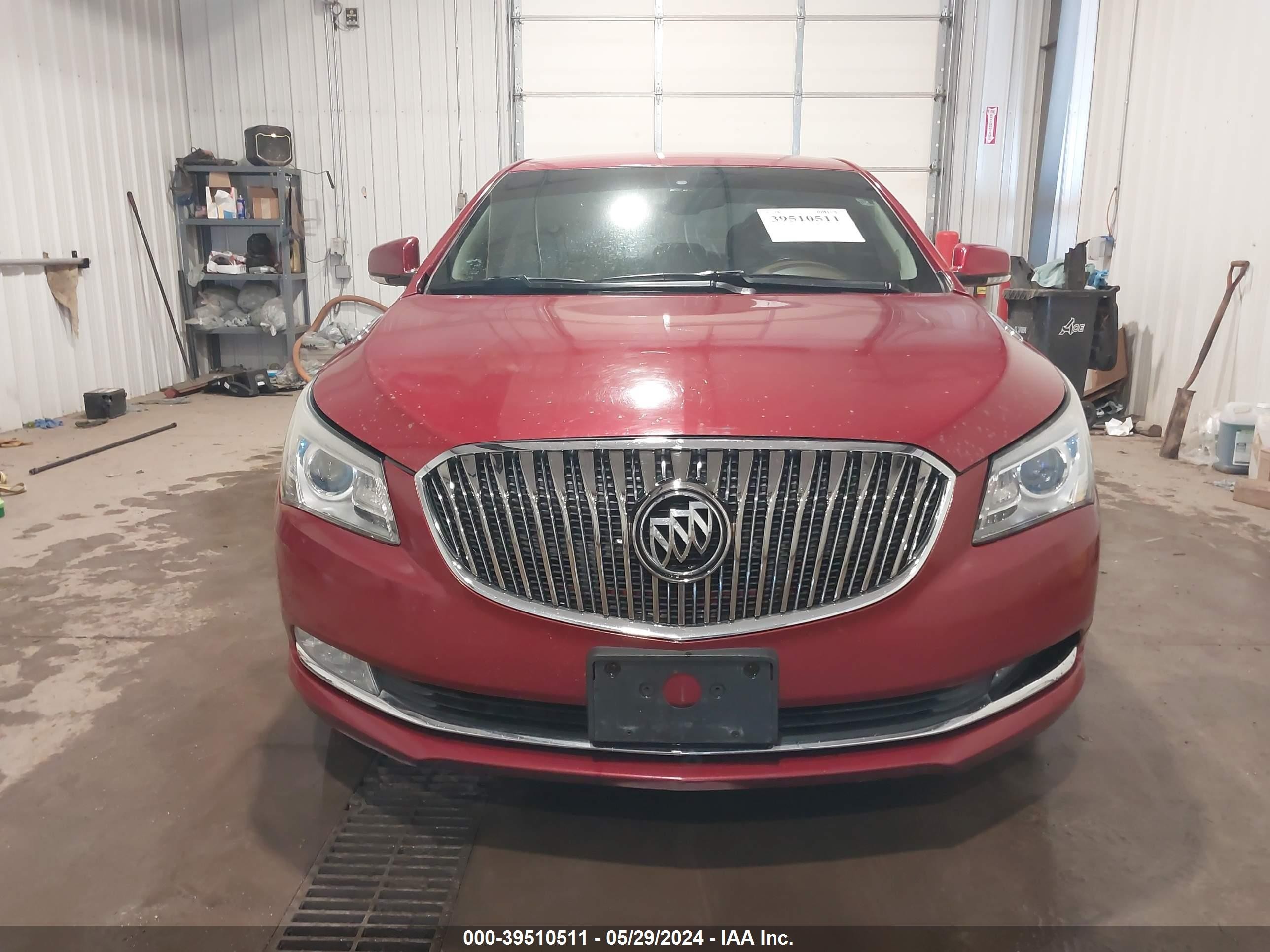 Photo 11 VIN: 1G4GB5G38EF110123 - BUICK LACROSSE 