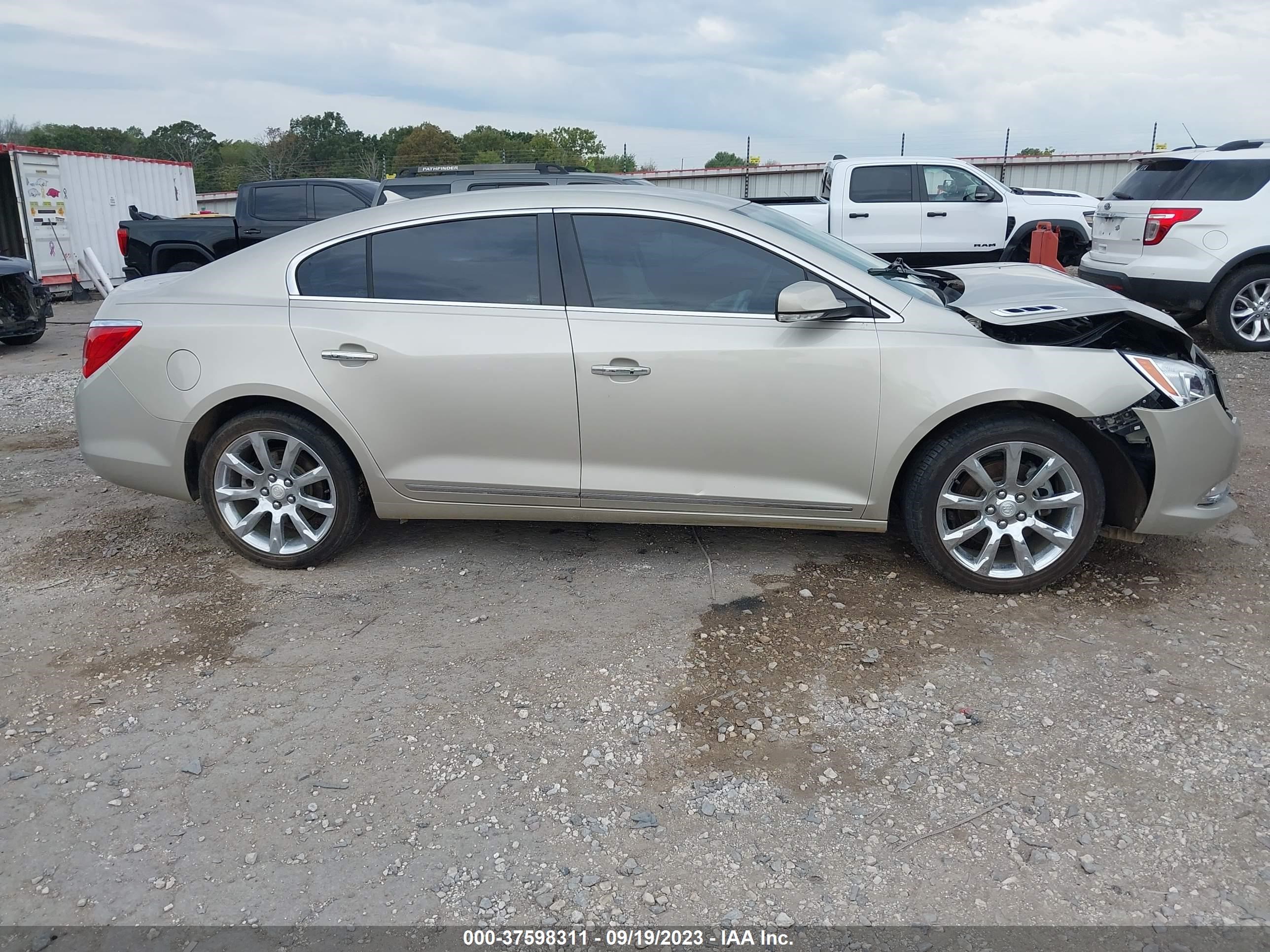 Photo 12 VIN: 1G4GB5G38EF175280 - BUICK LACROSSE 