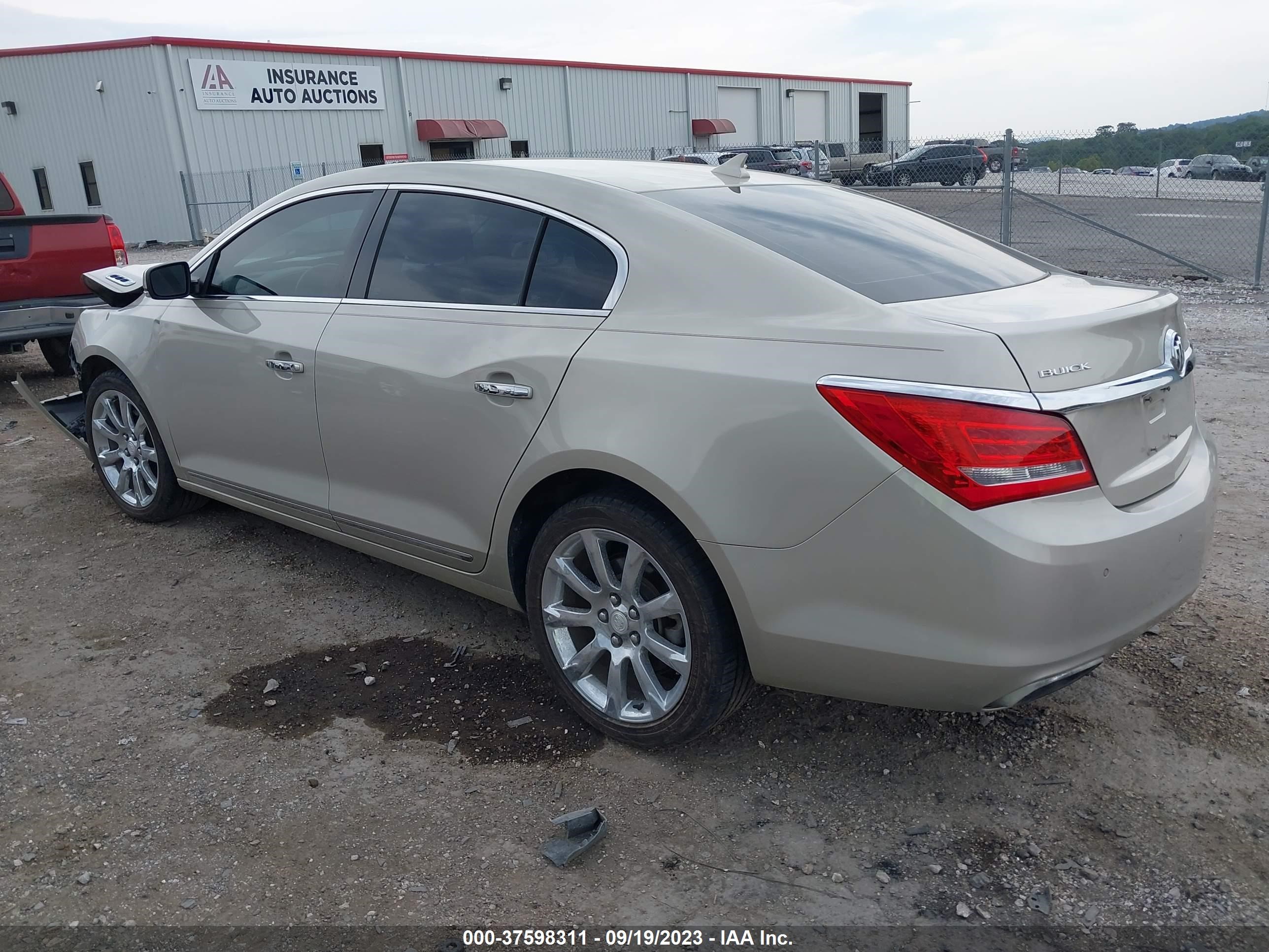 Photo 2 VIN: 1G4GB5G38EF175280 - BUICK LACROSSE 