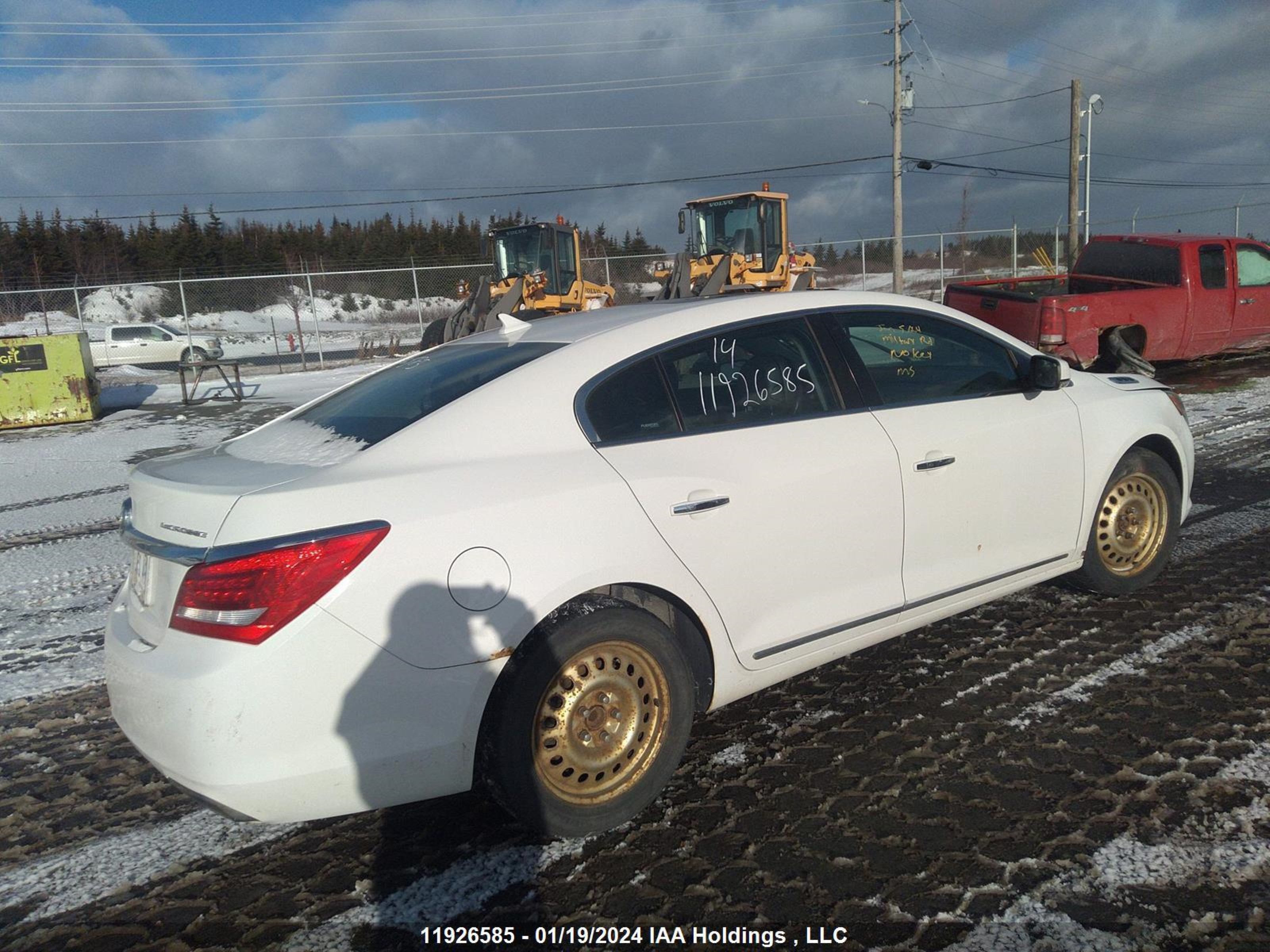 Photo 3 VIN: 1G4GB5G38EF298562 - BUICK LACROSSE 