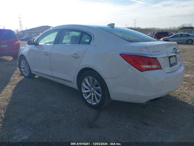 Photo 2 VIN: 1G4GB5G38GF118032 - BUICK LACROSSE 