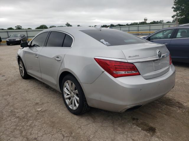 Photo 2 VIN: 1G4GB5G38GF121318 - BUICK LACROSSE 