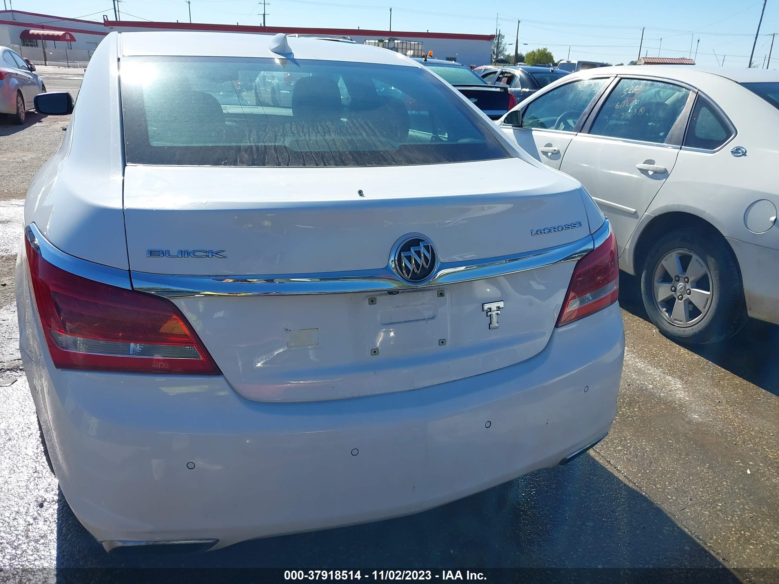 Photo 14 VIN: 1G4GB5G38GF169319 - BUICK LACROSSE 