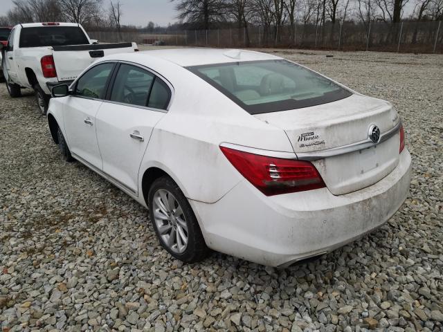 Photo 2 VIN: 1G4GB5G38GF173984 - BUICK LACROSSE 