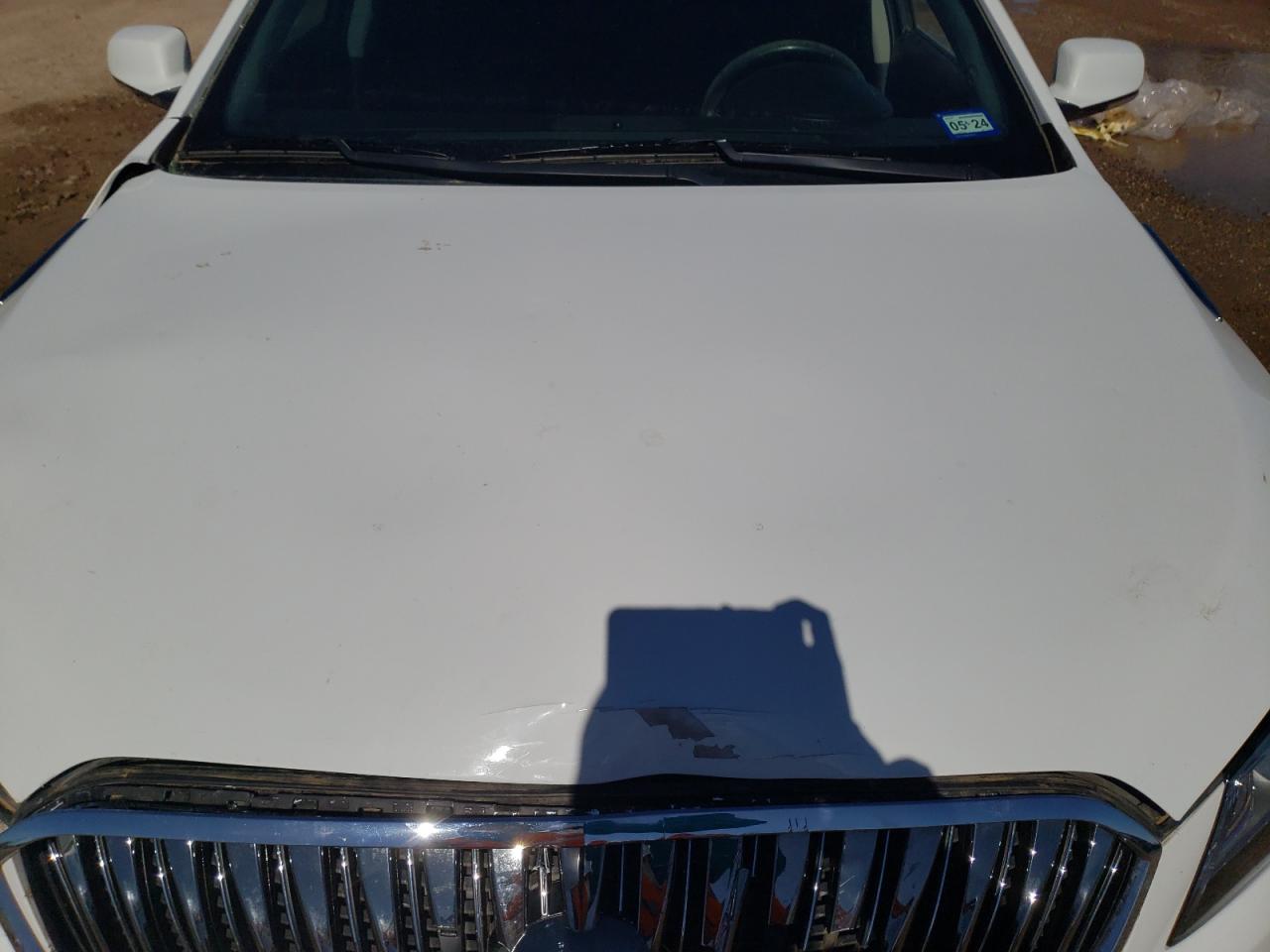 Photo 10 VIN: 1G4GB5G39GF110666 - BUICK LACROSSE 