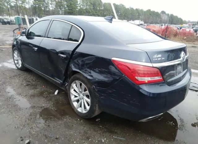 Photo 2 VIN: 1G4GB5G39GF175582 - BUICK LACROSSE 