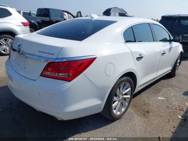 Photo 3 VIN: 1G4GB5G39GF200139 - BUICK LACROSSE 