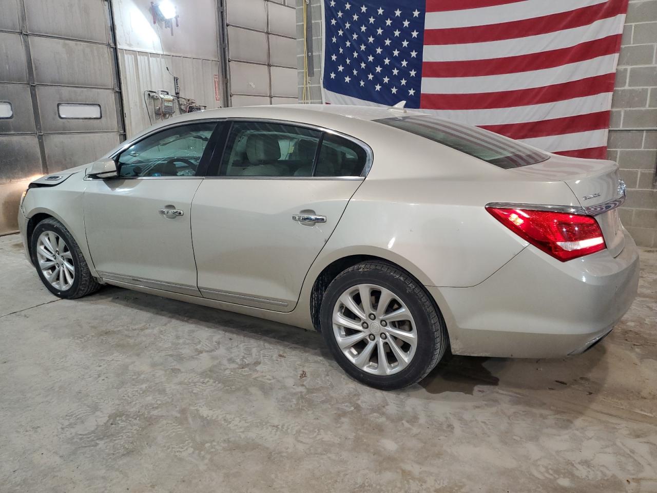 Photo 1 VIN: 1G4GB5G3XEF230053 - BUICK LACROSSE 