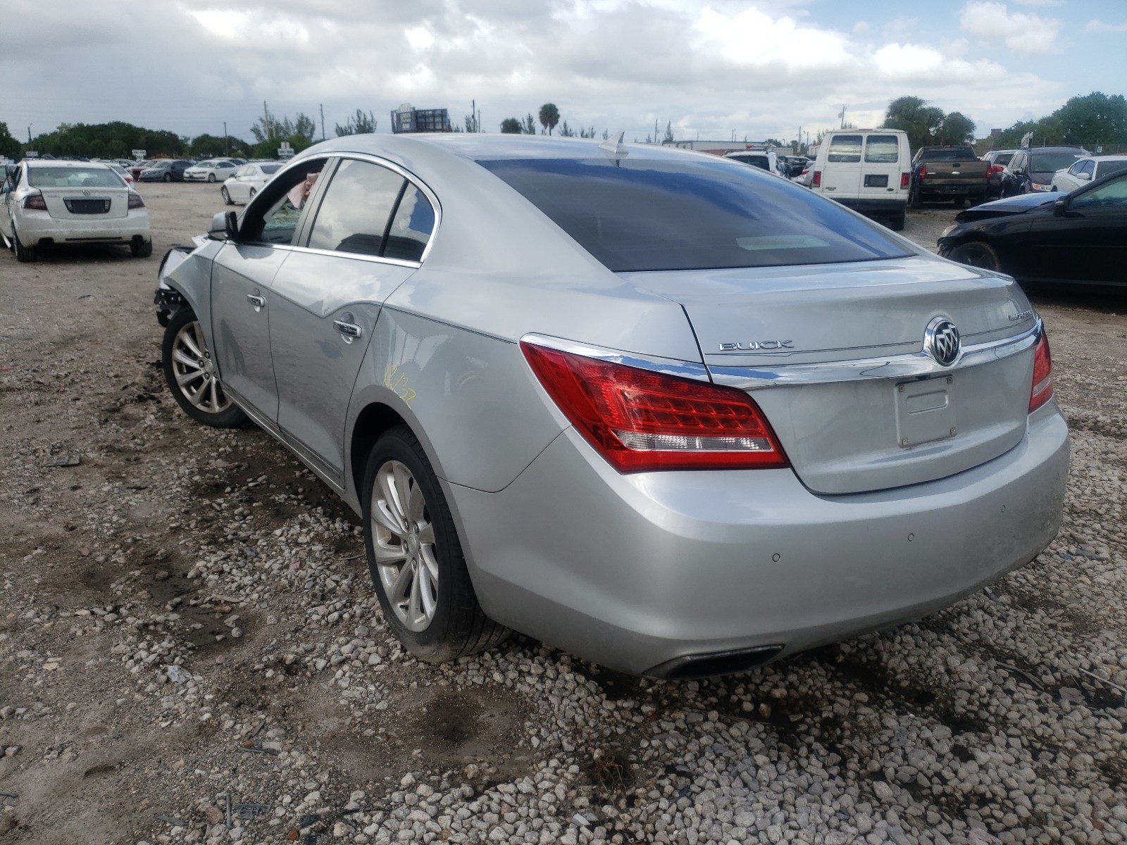 Photo 2 VIN: 1G4GB5G3XEF255101 - BUICK LACROSSE 