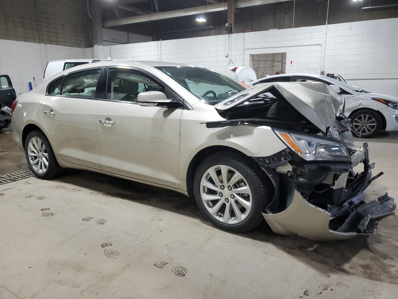 Photo 3 VIN: 1G4GB5G3XEF290642 - BUICK LACROSSE 