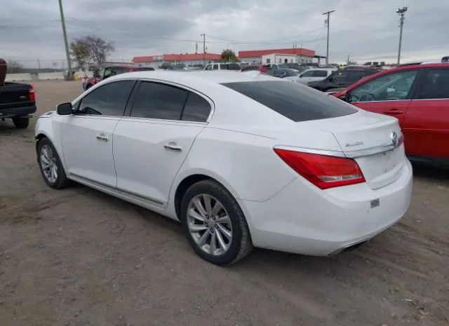 Photo 2 VIN: 1G4GB5G3XGF154093 - BUICK LACROSSE 