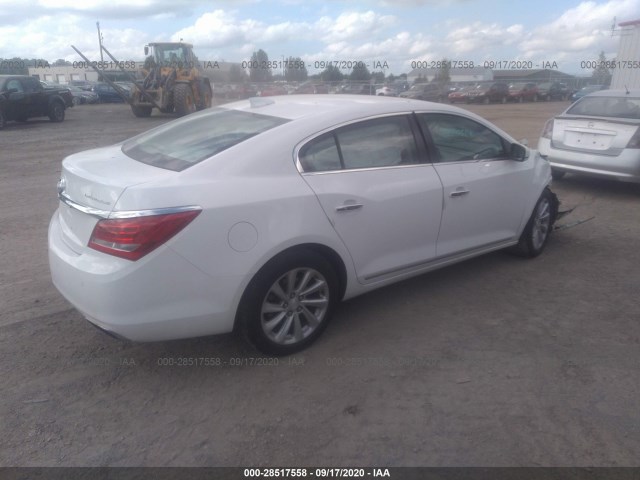 Photo 3 VIN: 1G4GB5G3XGF177034 - BUICK LACROSSE 