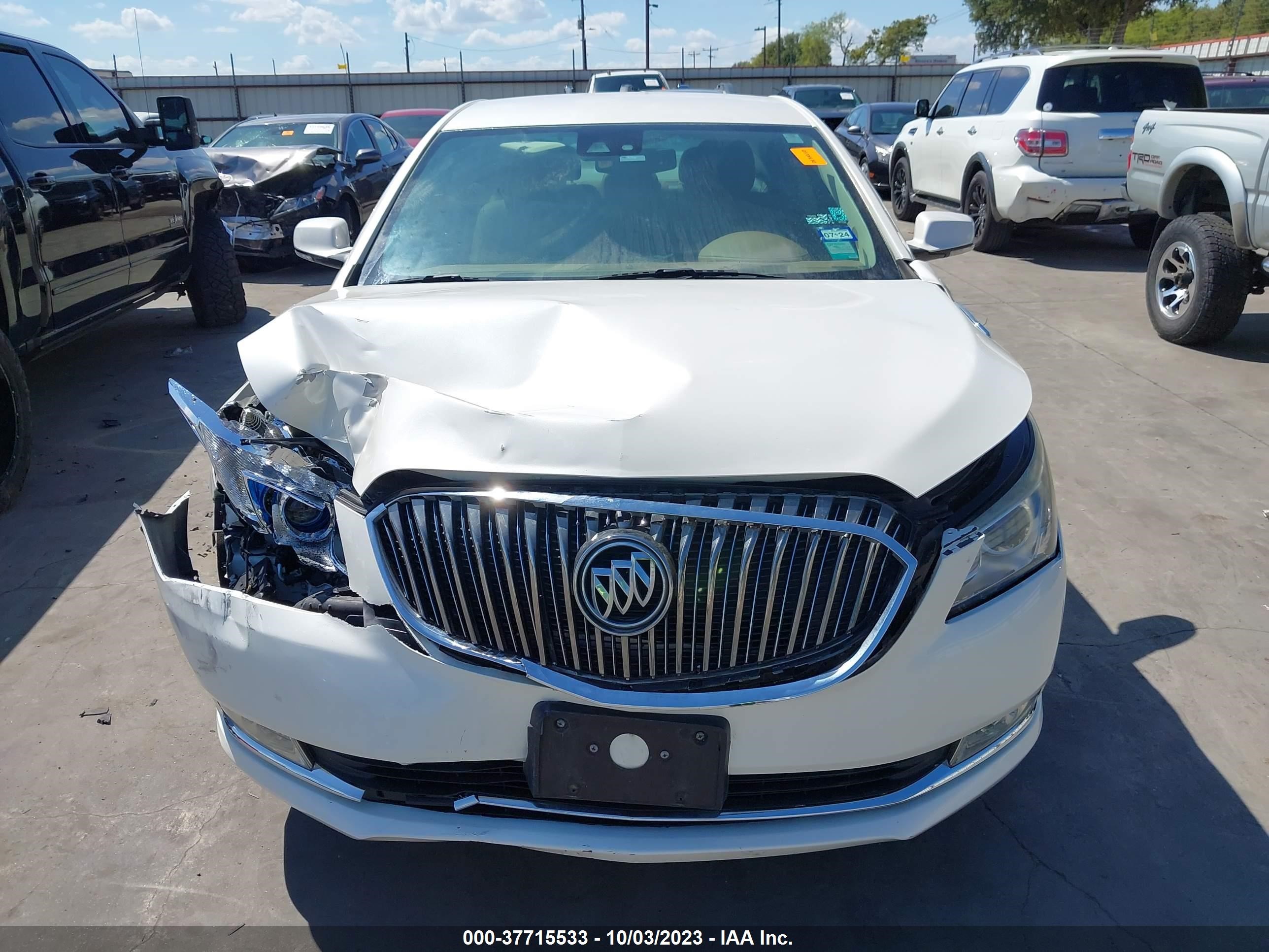 Photo 11 VIN: 1G4GB5GR2EF239964 - BUICK LACROSSE 