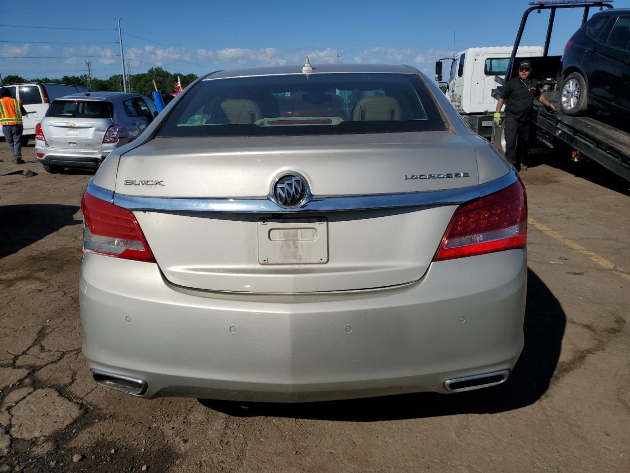 Photo 5 VIN: 1G4GB5GR5EF154035 - BUICK LACROSSE 