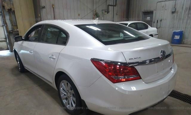 Photo 2 VIN: 1G4GB5GRXEF184762 - BUICK LACROSSE 