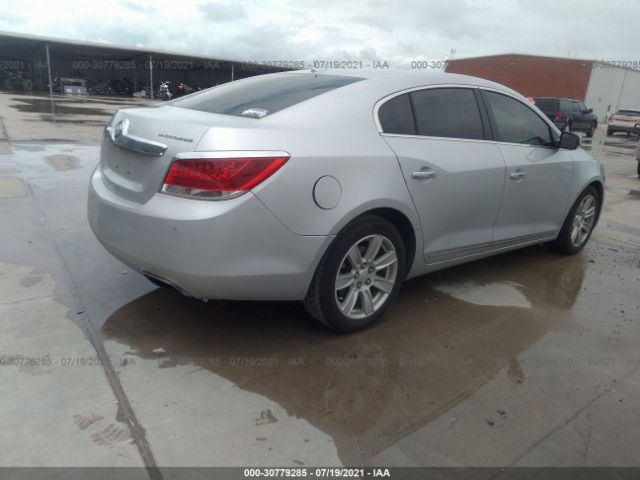 Photo 3 VIN: 1G4GC5E30DF120868 - BUICK LACROSSE 