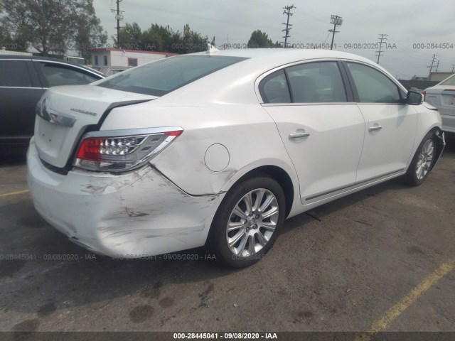 Photo 3 VIN: 1G4GC5E30DF268714 - BUICK LACROSSE 