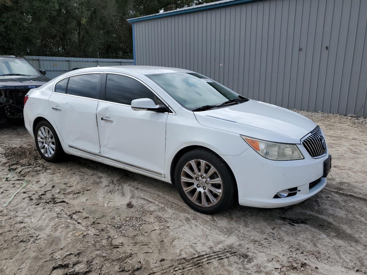 Photo 3 VIN: 1G4GC5E32DF326502 - BUICK LACROSSE 