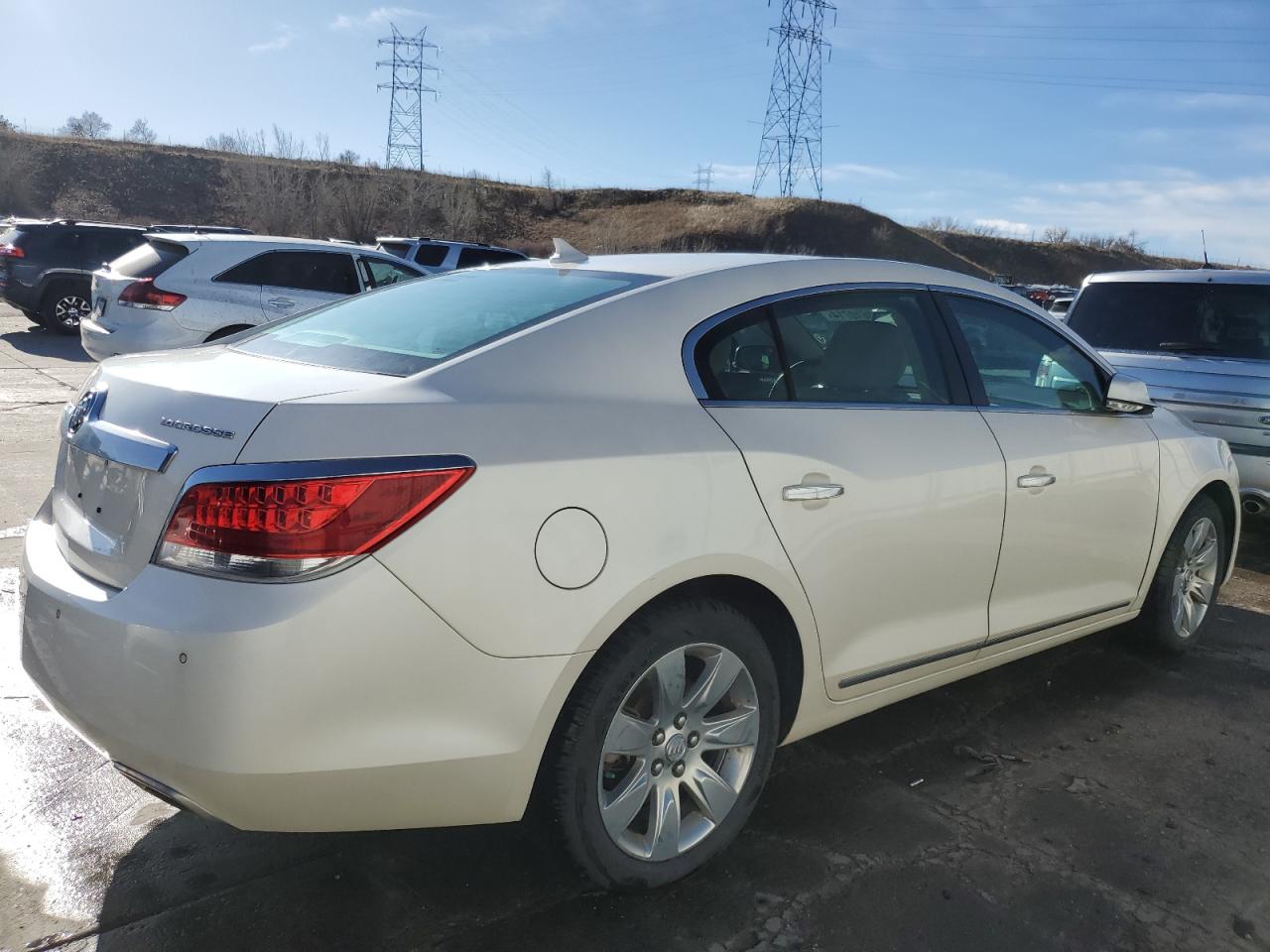 Photo 2 VIN: 1G4GC5E33DF234847 - BUICK LACROSSE 