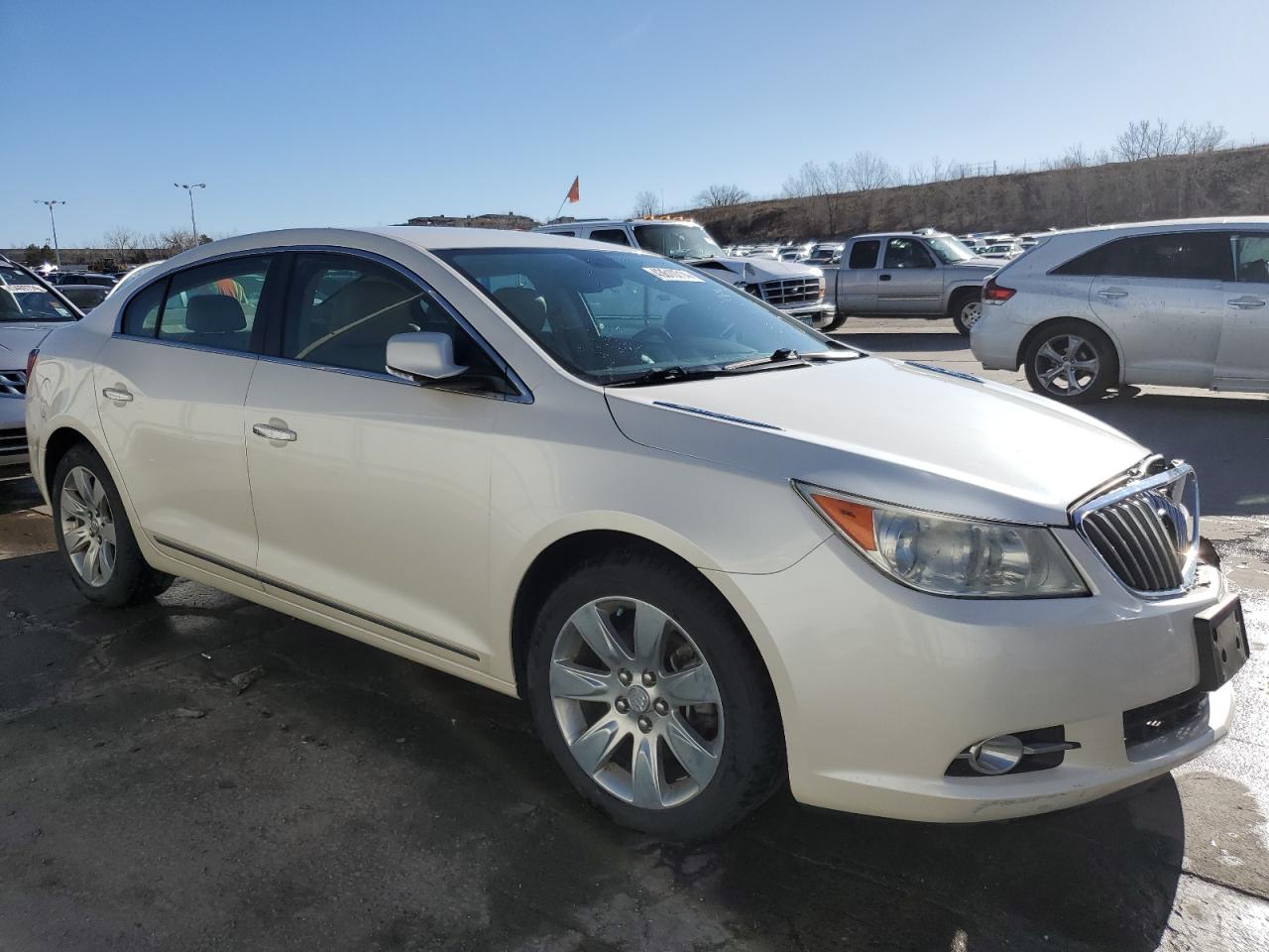 Photo 3 VIN: 1G4GC5E33DF234847 - BUICK LACROSSE 