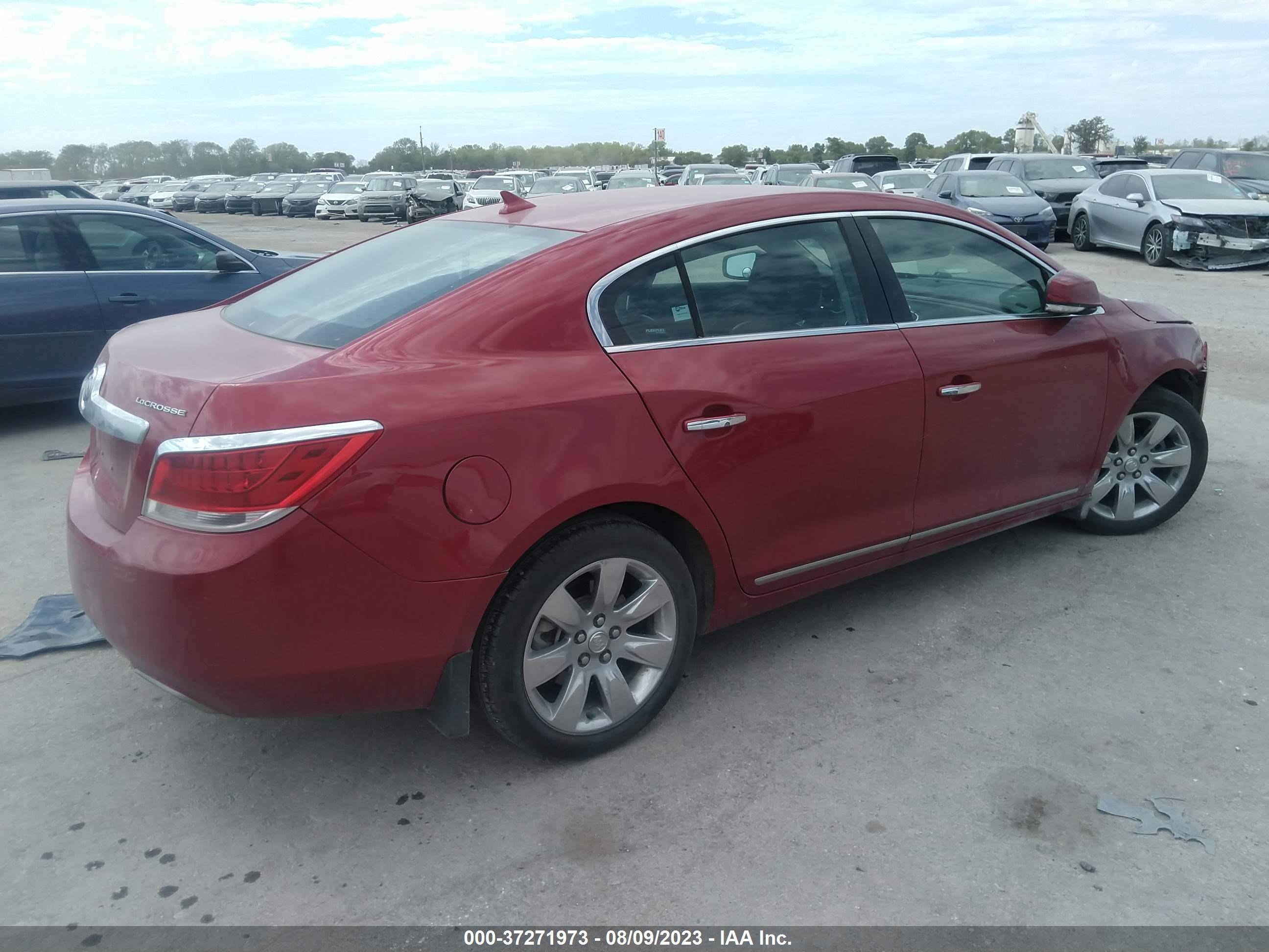 Photo 3 VIN: 1G4GC5E35CF237053 - BUICK LACROSSE 