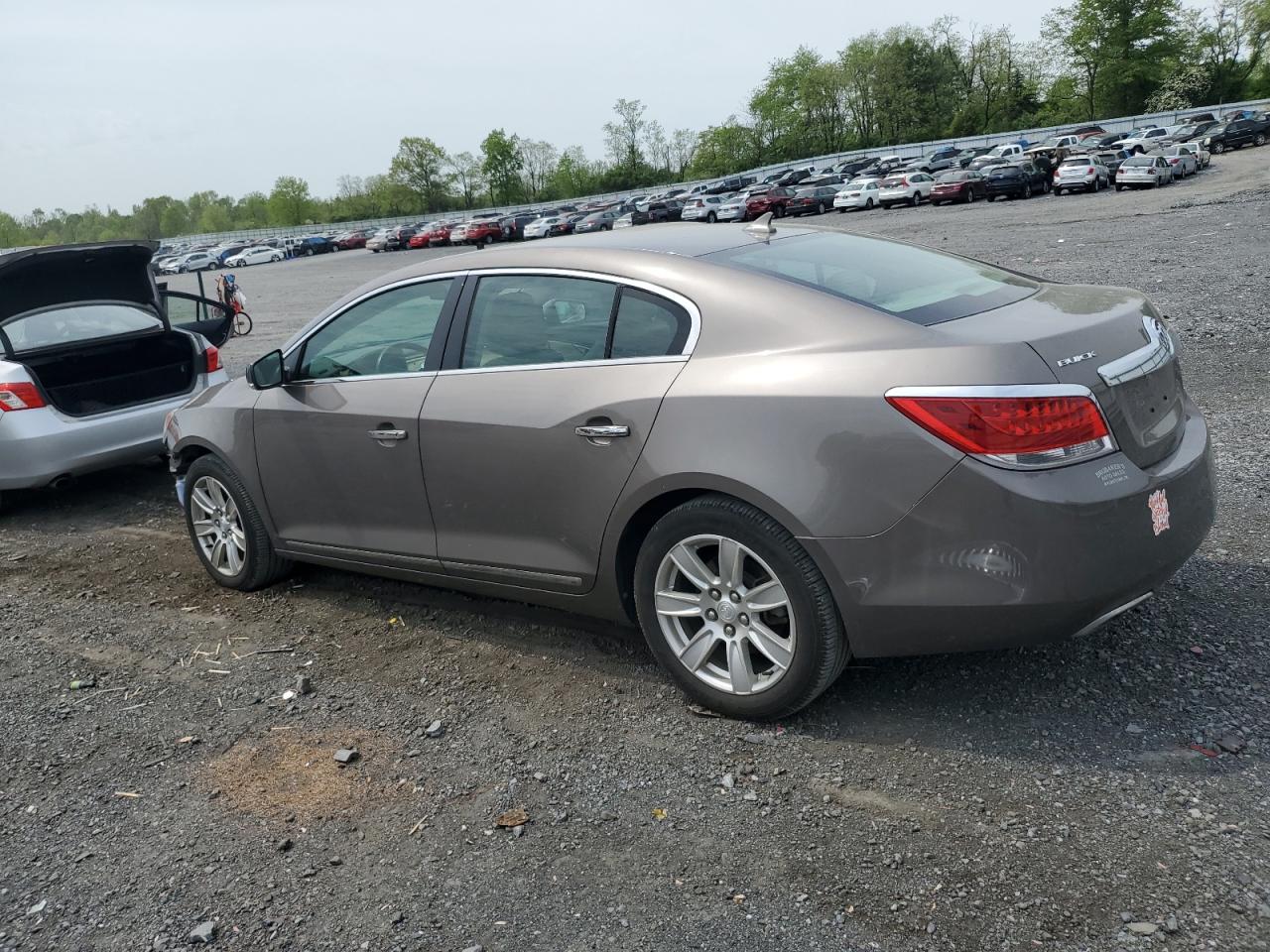 Photo 1 VIN: 1G4GC5E37CF159911 - BUICK LACROSSE 