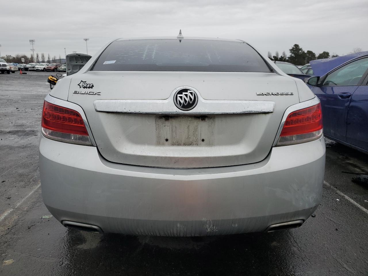 Photo 5 VIN: 1G4GC5E3XCF277953 - BUICK LACROSSE 