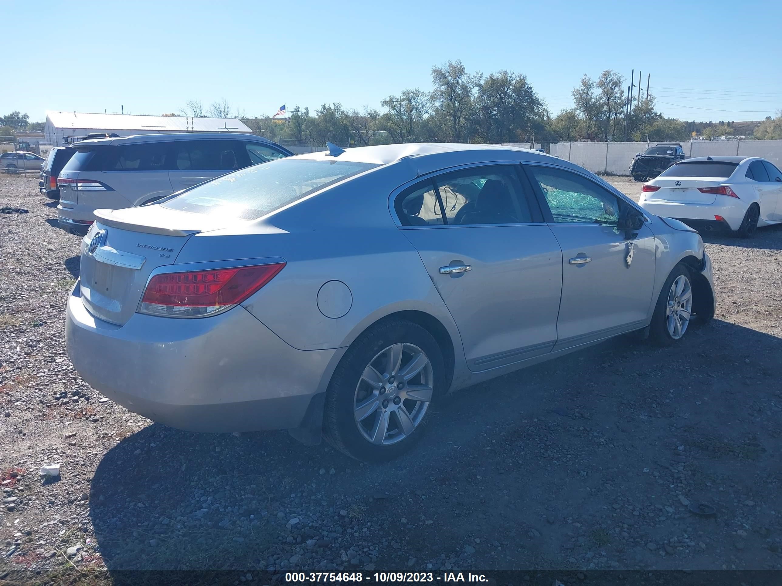 Photo 3 VIN: 1G4GC5EC4BF377660 - BUICK LACROSSE 