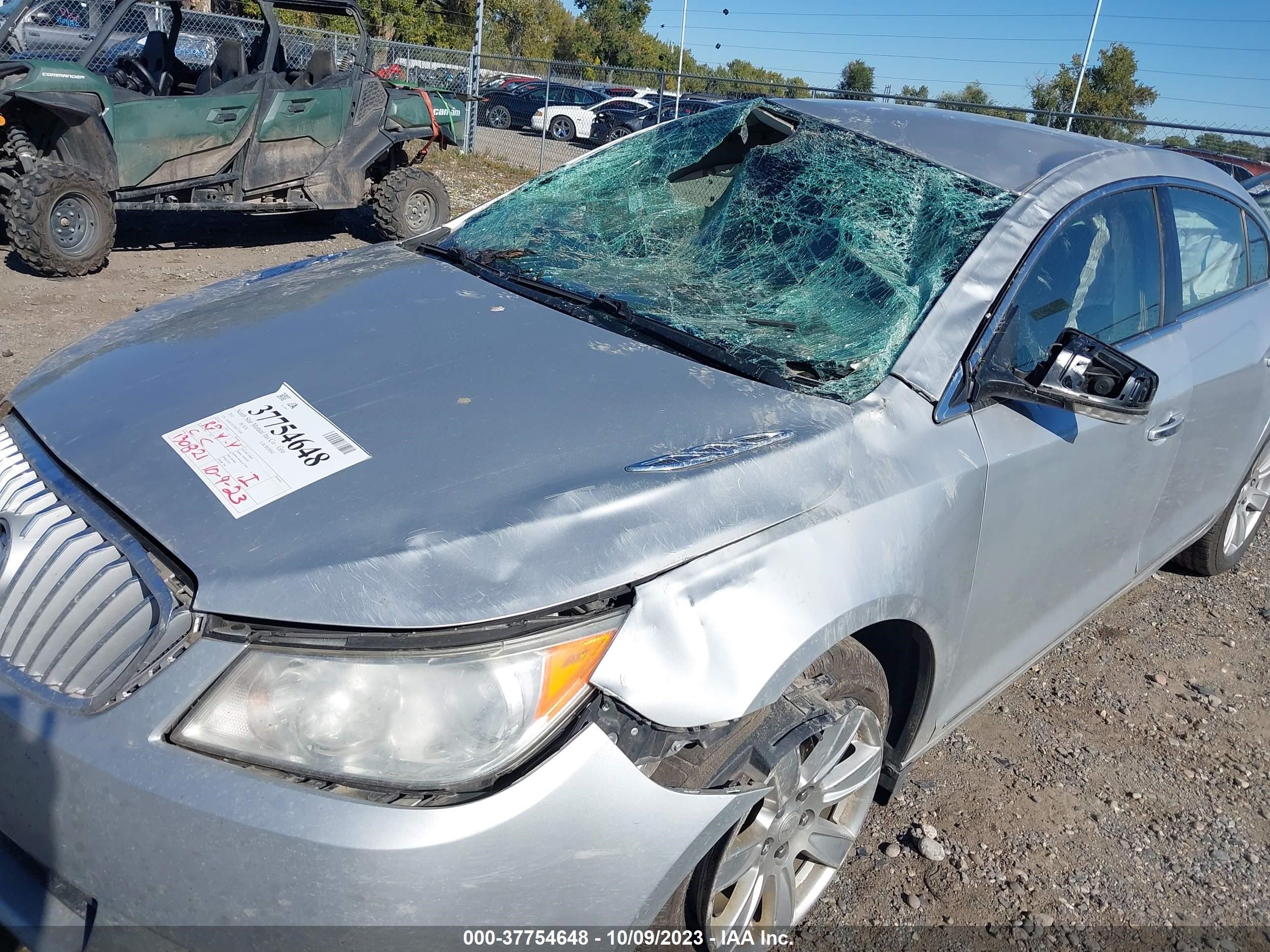 Photo 5 VIN: 1G4GC5EC4BF377660 - BUICK LACROSSE 