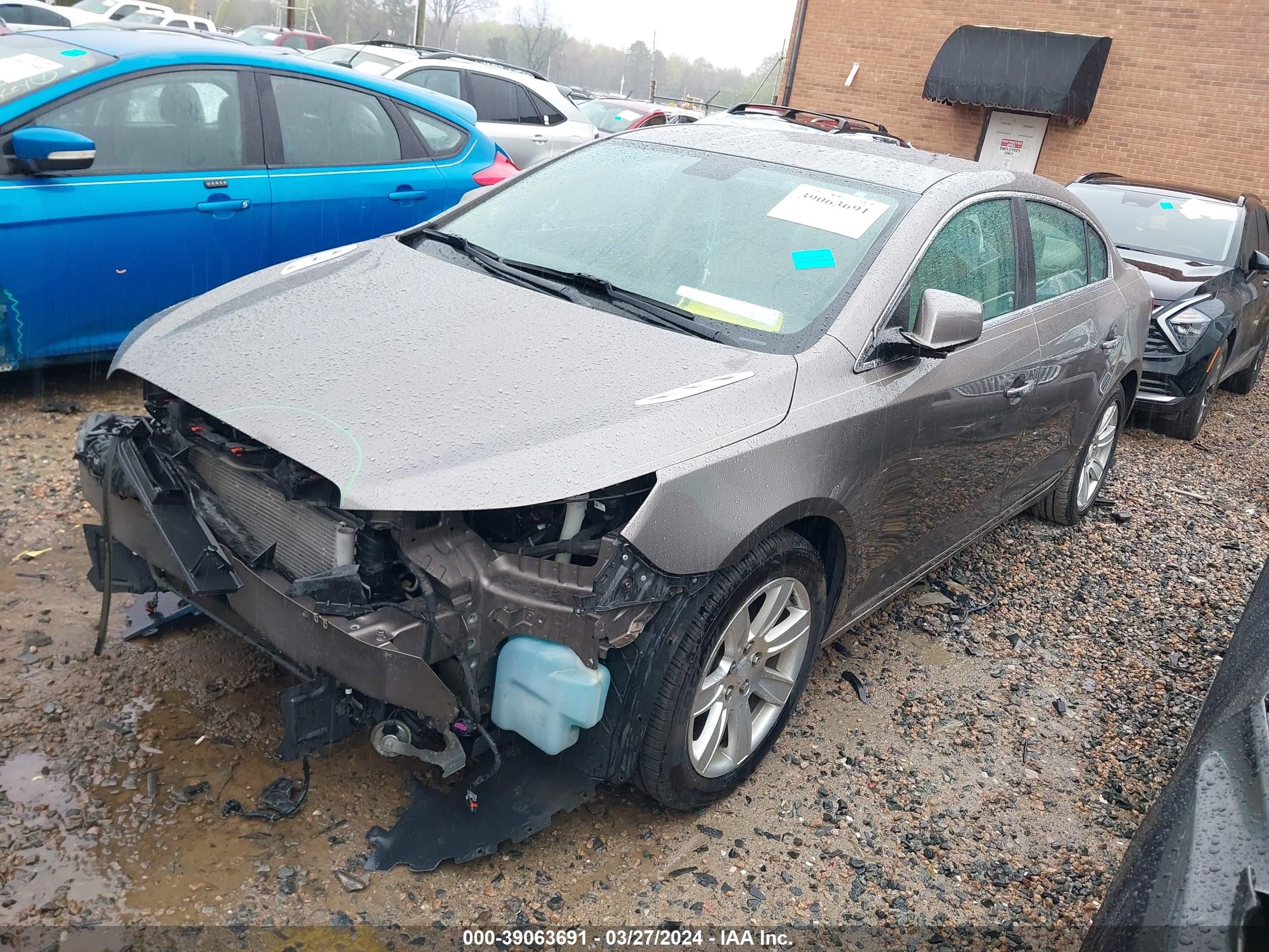 Photo 1 VIN: 1G4GC5ED0BF164603 - BUICK LACROSSE 