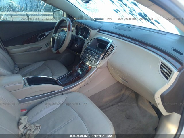 Photo 4 VIN: 1G4GC5ED0BF392956 - BUICK LACROSSE 