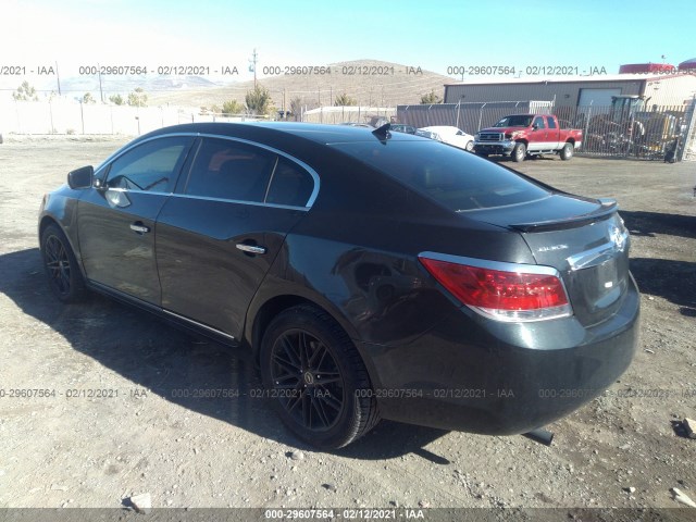 Photo 2 VIN: 1G4GC5ED1BF130251 - BUICK LACROSSE 