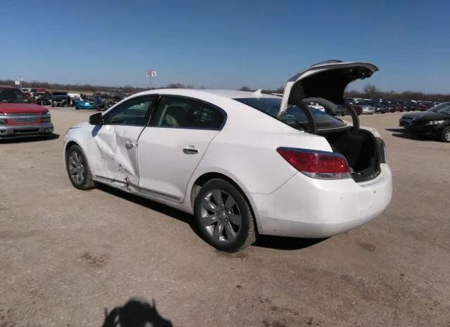 Photo 2 VIN: 1G4GC5ED2BF394918 - BUICK LACROSSE 