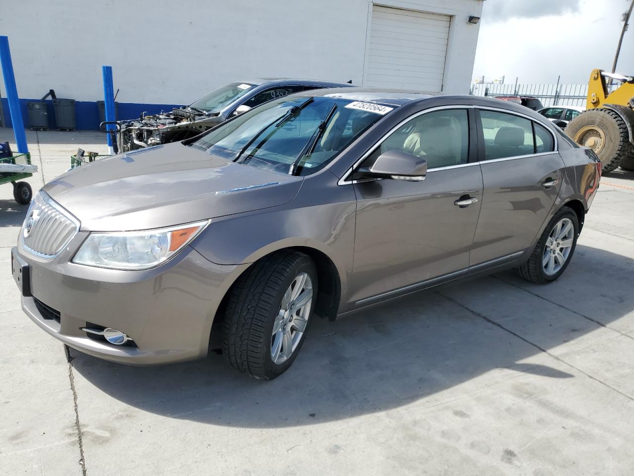 Photo 0 VIN: 1G4GC5ED5BF124775 - BUICK LACROSSE 