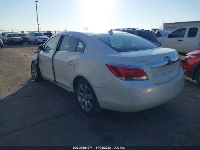 Photo 2 VIN: 1G4GC5ED8BF146446 - BUICK LACROSSE 