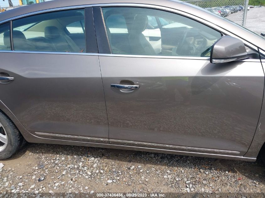 Photo 13 VIN: 1G4GC5ED8BF270636 - BUICK LACROSSE 