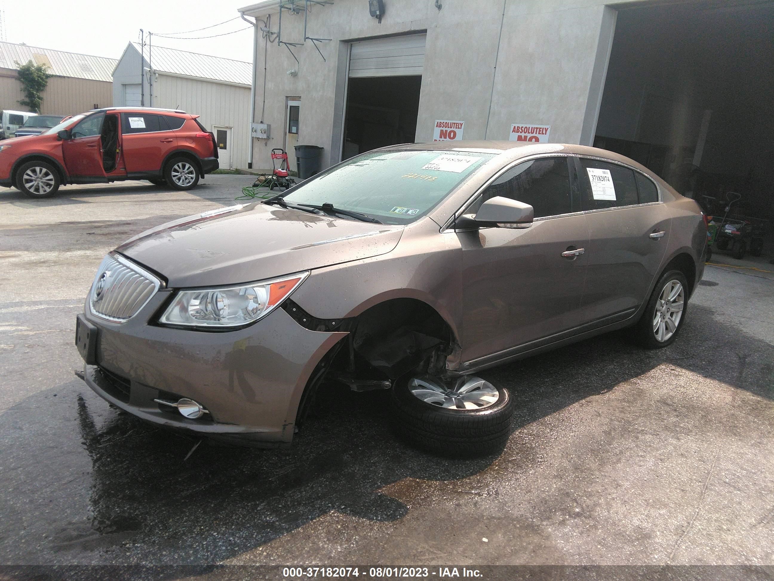 Photo 1 VIN: 1G4GC5EG0AF221973 - BUICK LACROSSE 