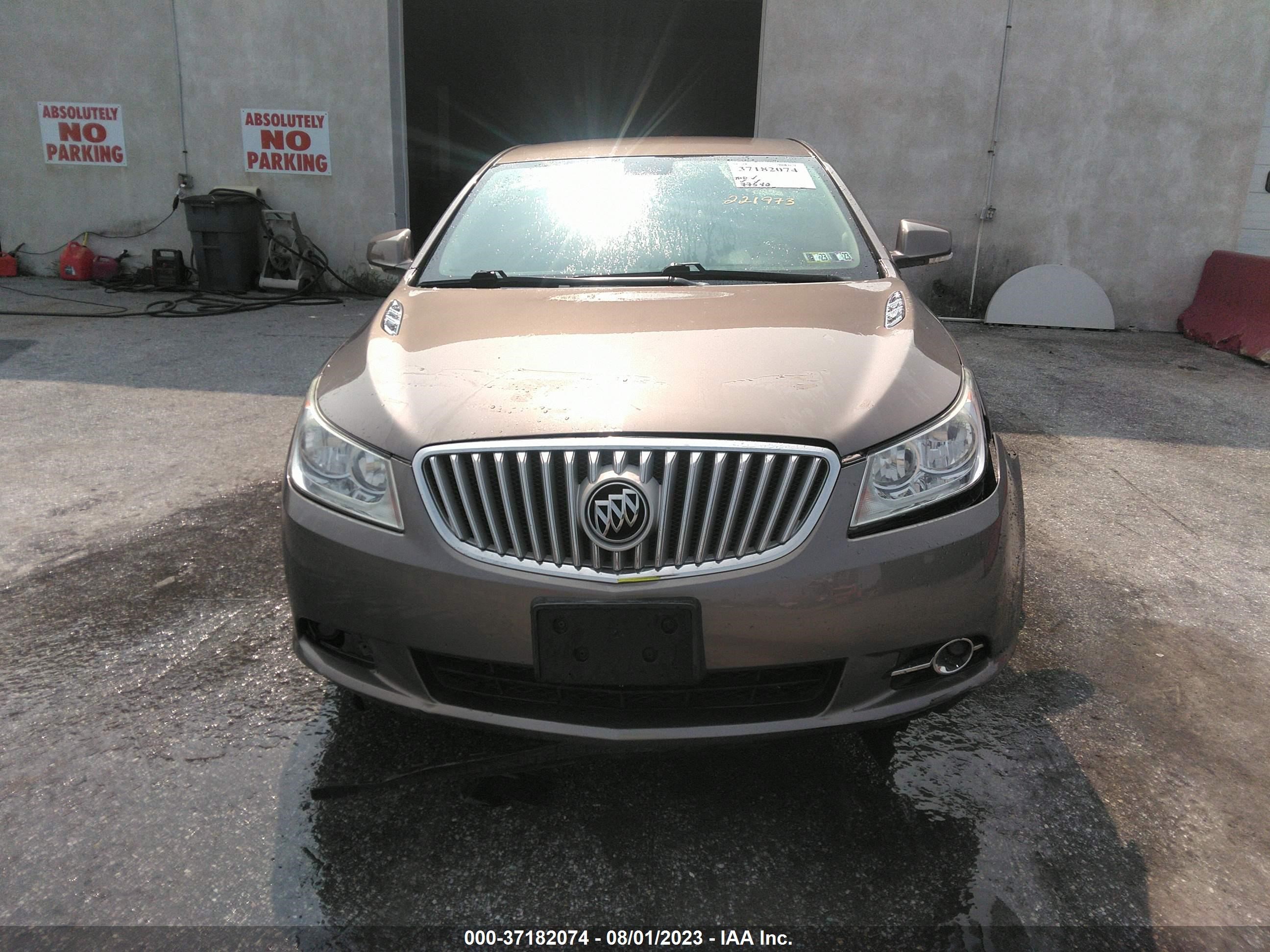 Photo 11 VIN: 1G4GC5EG0AF221973 - BUICK LACROSSE 