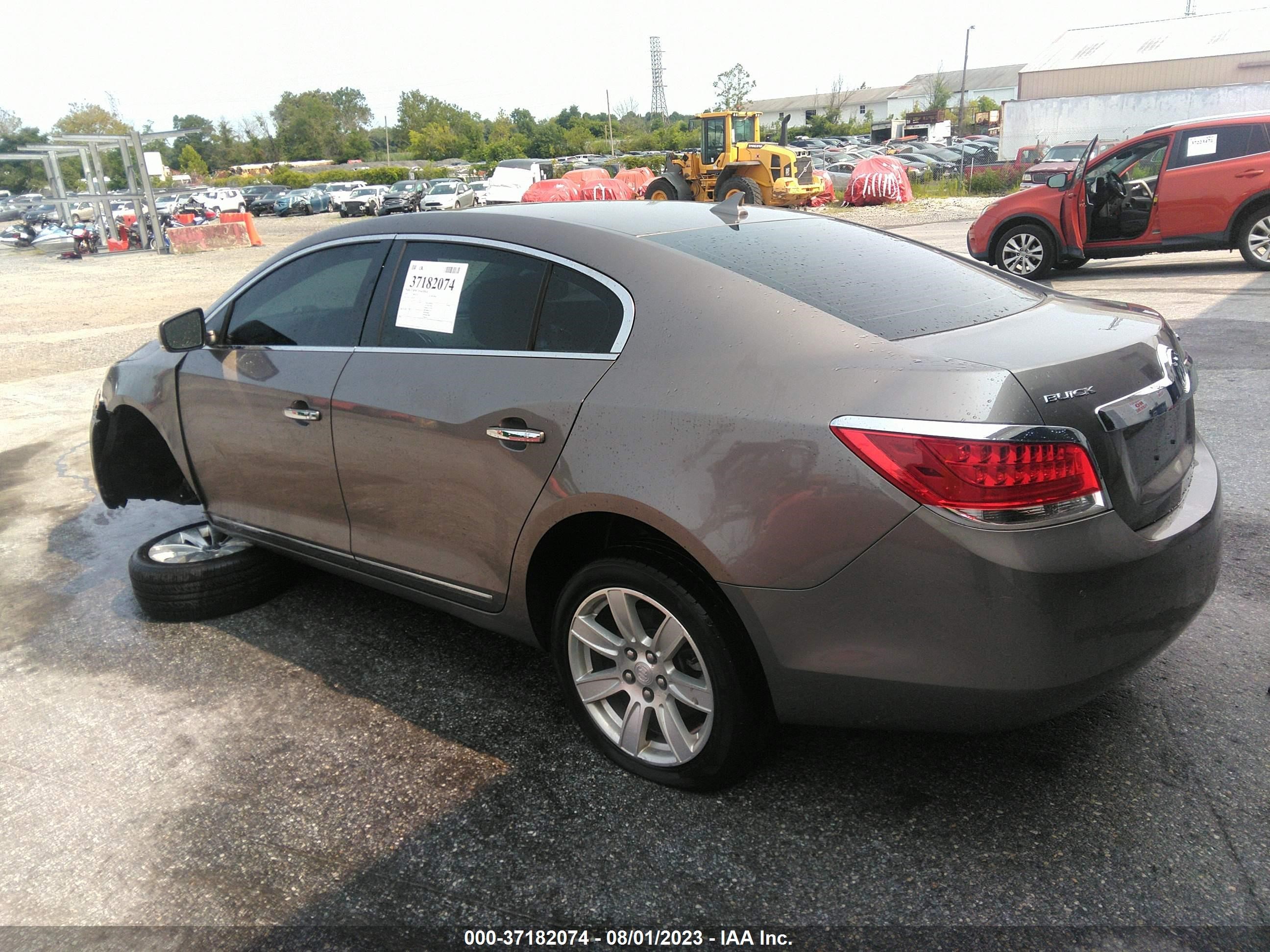 Photo 2 VIN: 1G4GC5EG0AF221973 - BUICK LACROSSE 