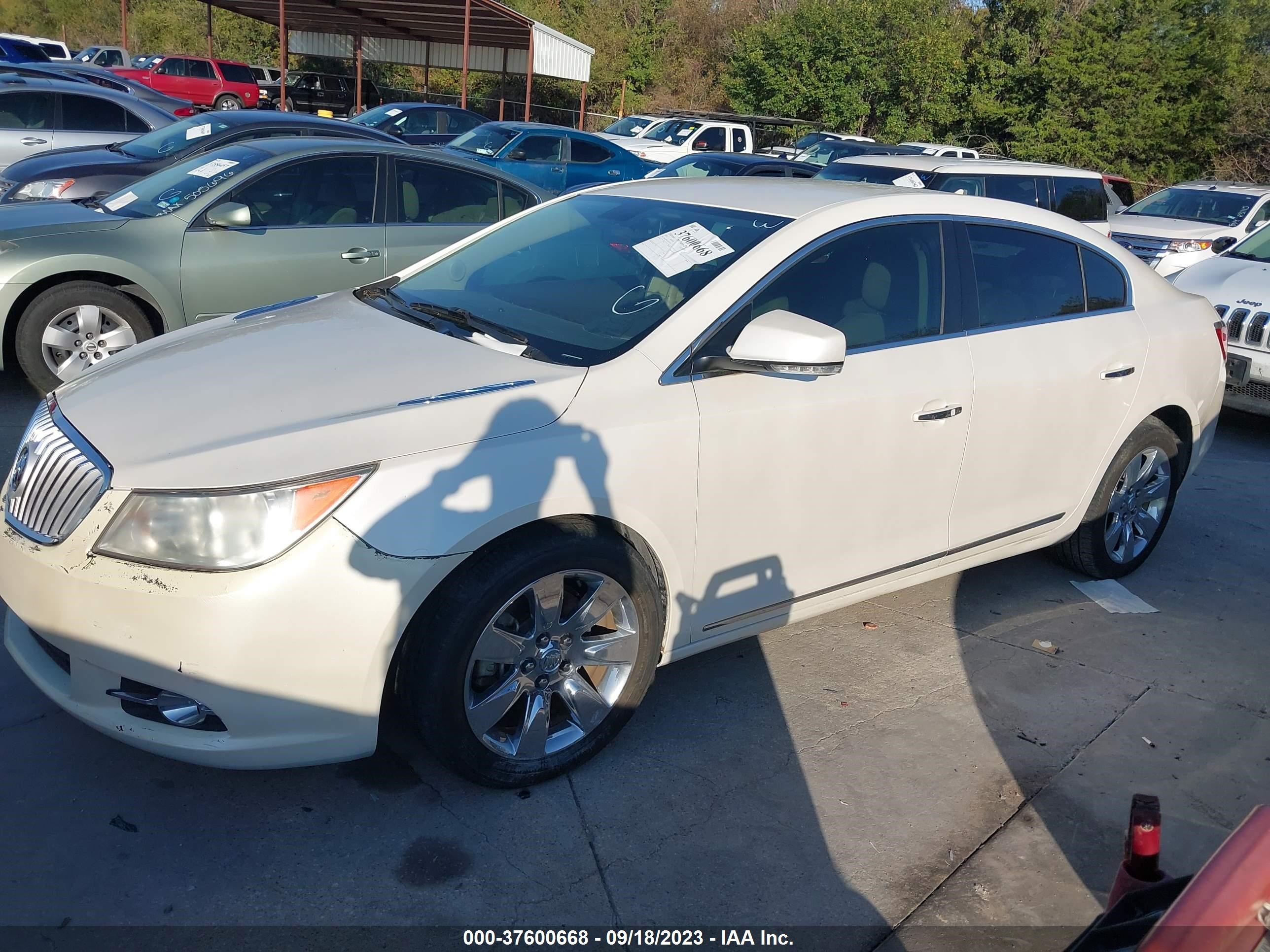 Photo 1 VIN: 1G4GC5EG2AF272021 - BUICK LACROSSE 