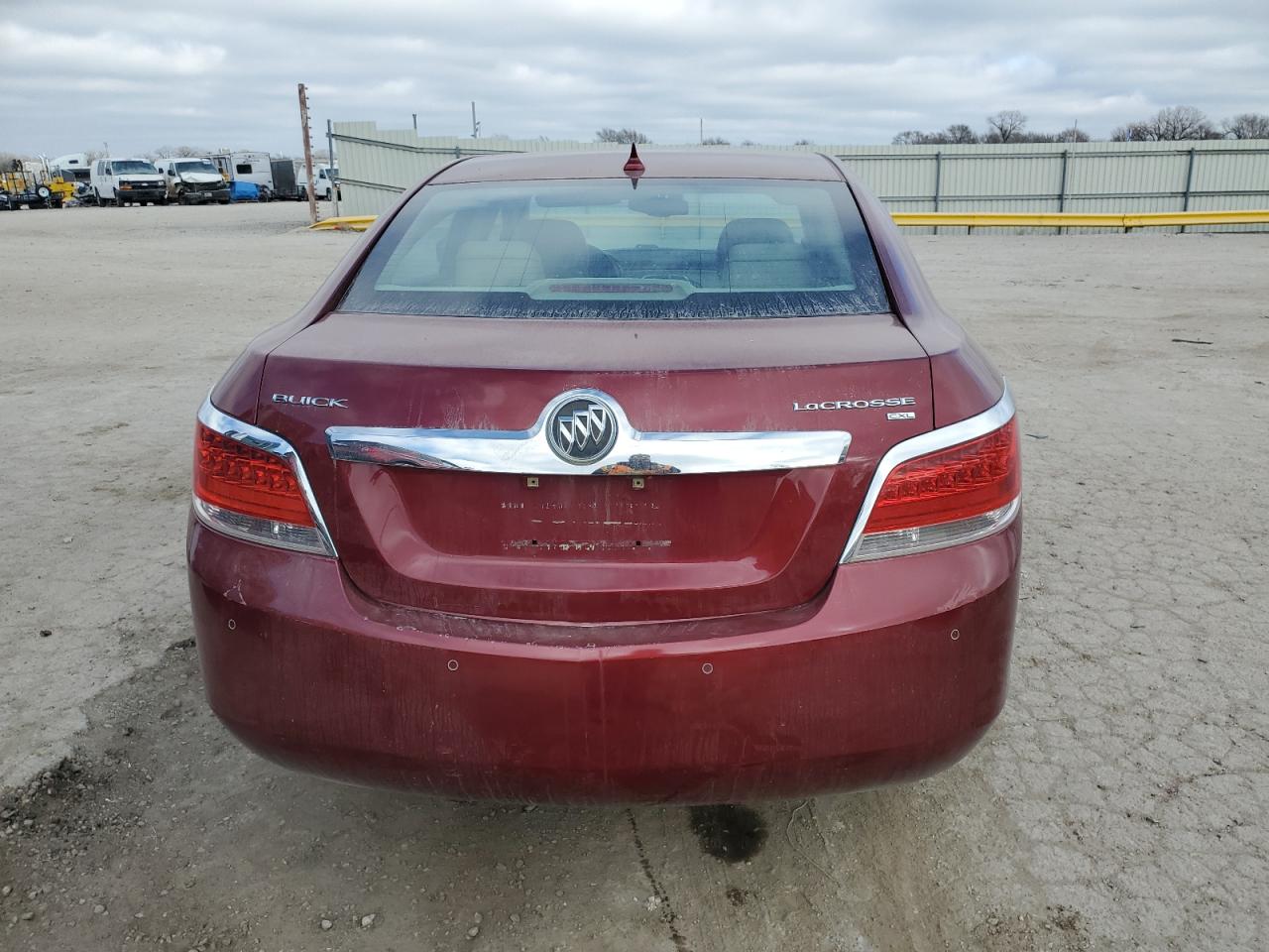 Photo 5 VIN: 1G4GC5EG4AF262090 - BUICK LACROSSE 