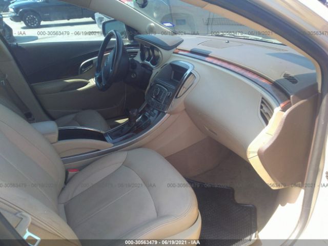 Photo 4 VIN: 1G4GC5EG5AF282350 - BUICK LACROSSE 