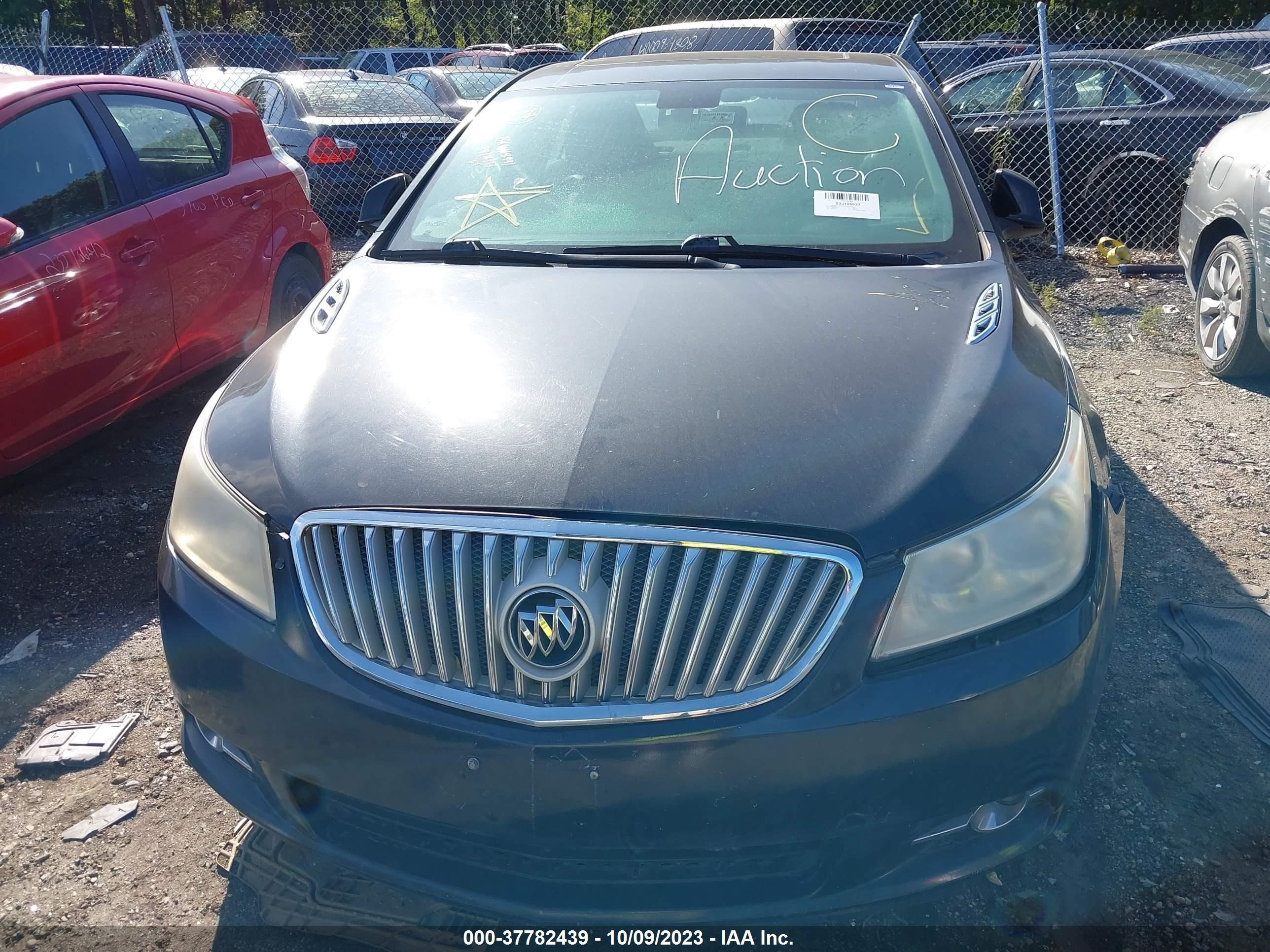 Photo 5 VIN: 1G4GC5EG5AF319204 - BUICK LACROSSE 