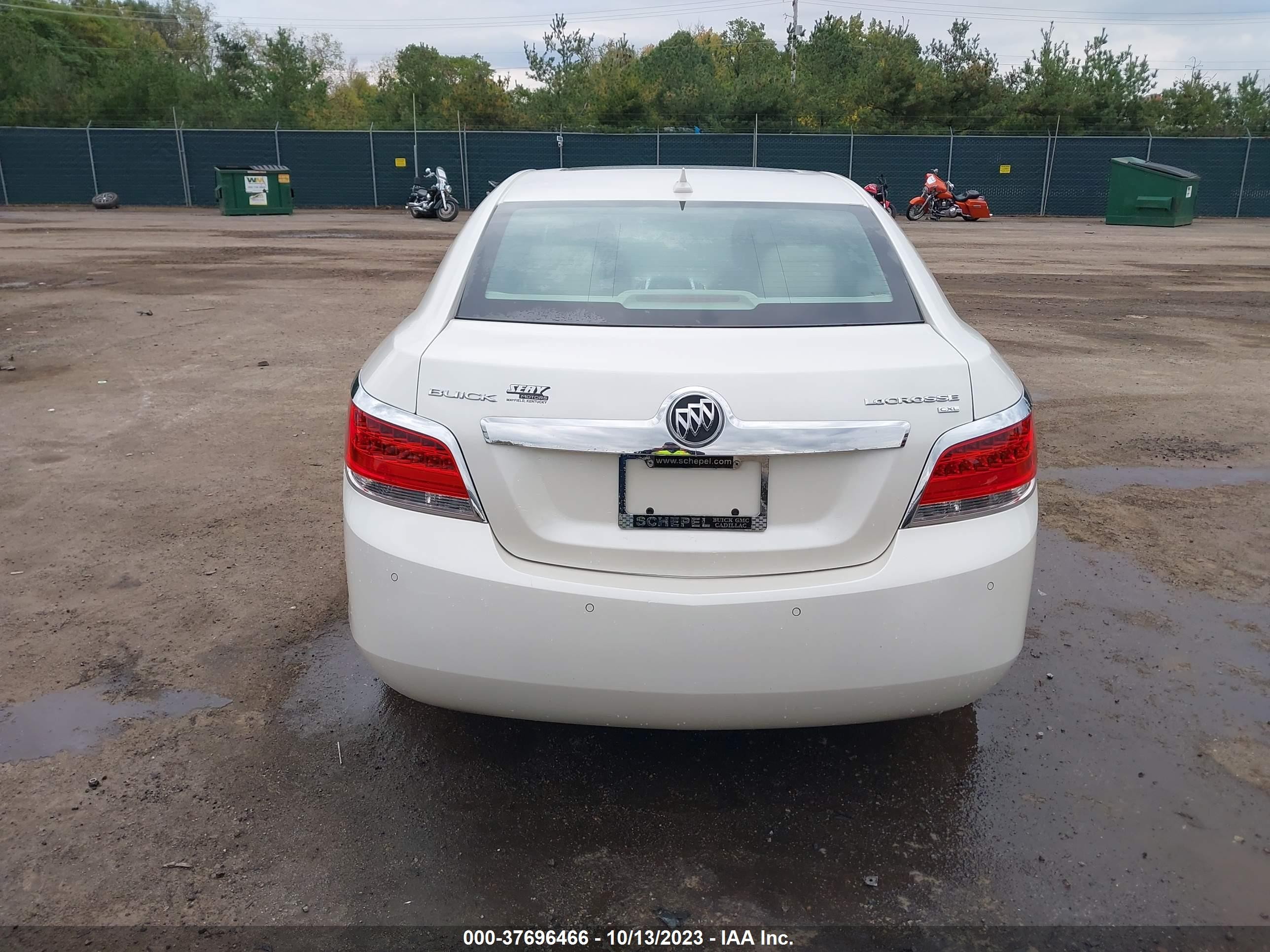 Photo 16 VIN: 1G4GC5EGXAF162401 - BUICK LACROSSE 